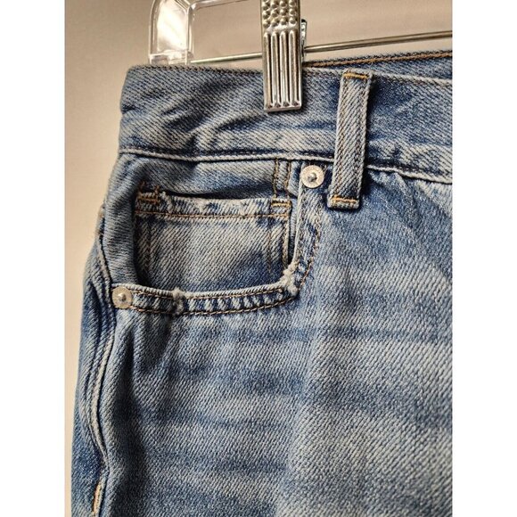 American Eagle AEO Mom Jeans Distressed Denim Blue Womens Size 2 Regular 2R - Picture 3 of 8